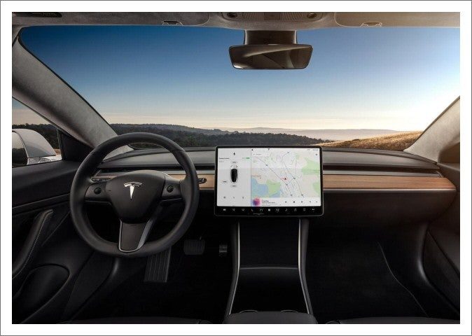Tesla 모델3 스텐다드레인지 사진 2